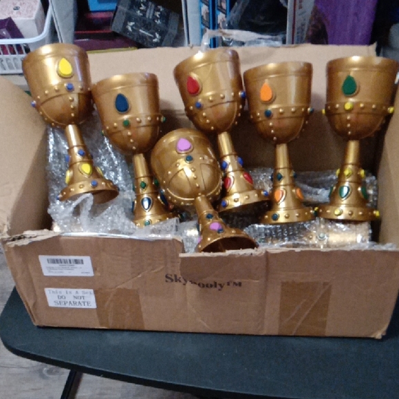 New Medieval Jeweled Goblets 12 - Picture 1 of 3